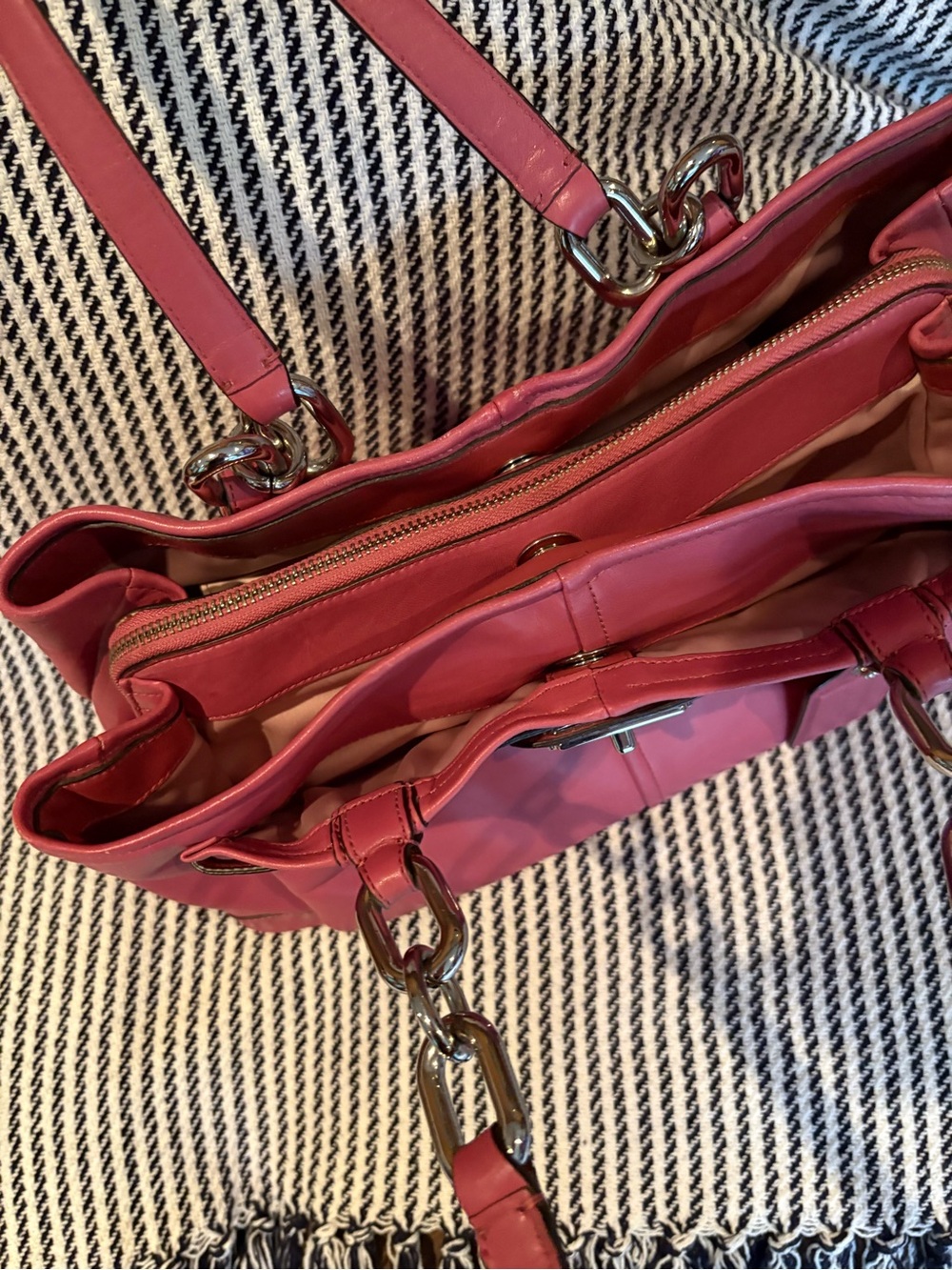 Coach Vintage Rose Pink Chelsea Leather Double-Handle Shoulder Bag - Picture 9 of 16
